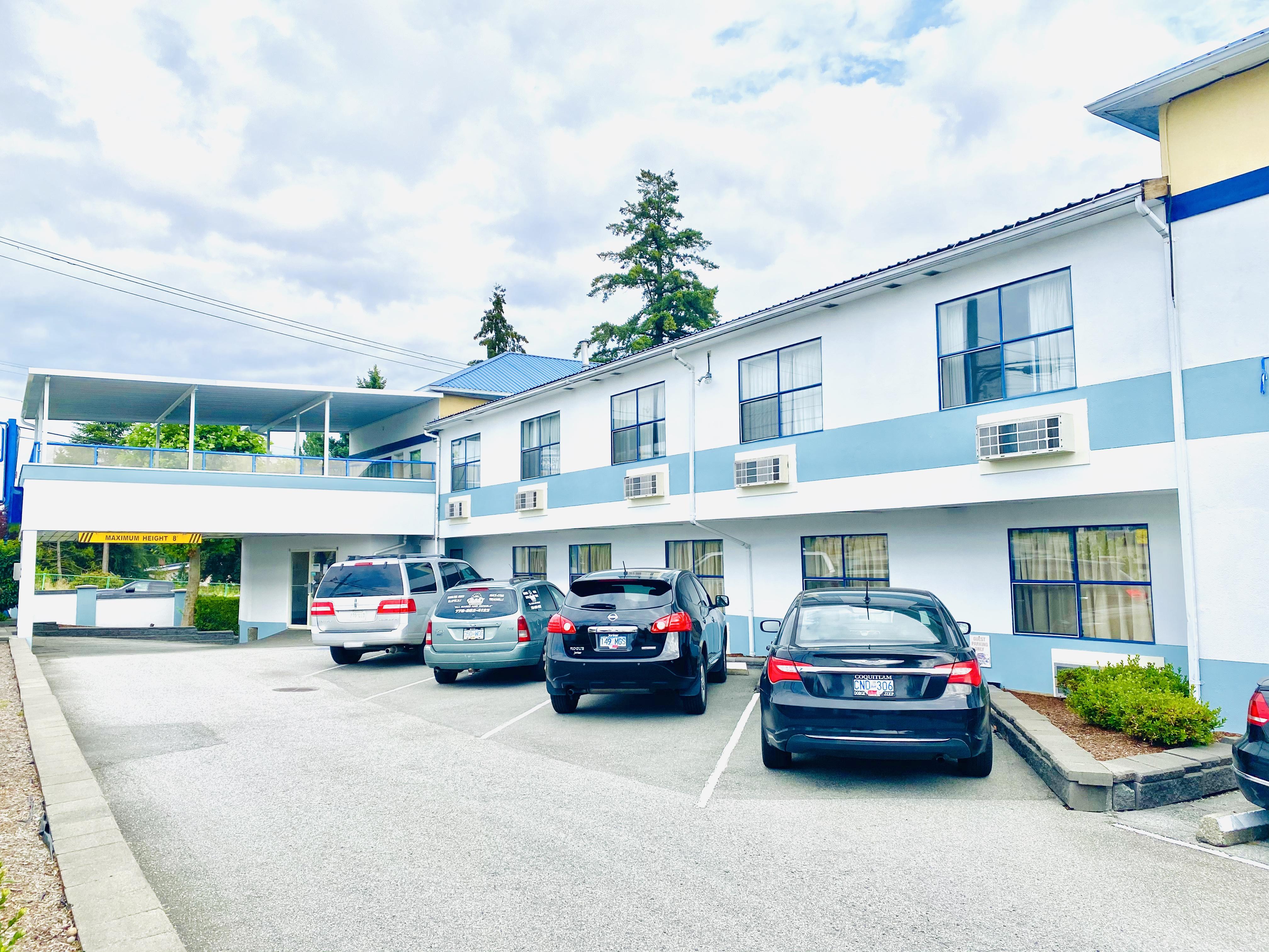 Happy Day Inn Burnaby Eksteriør billede