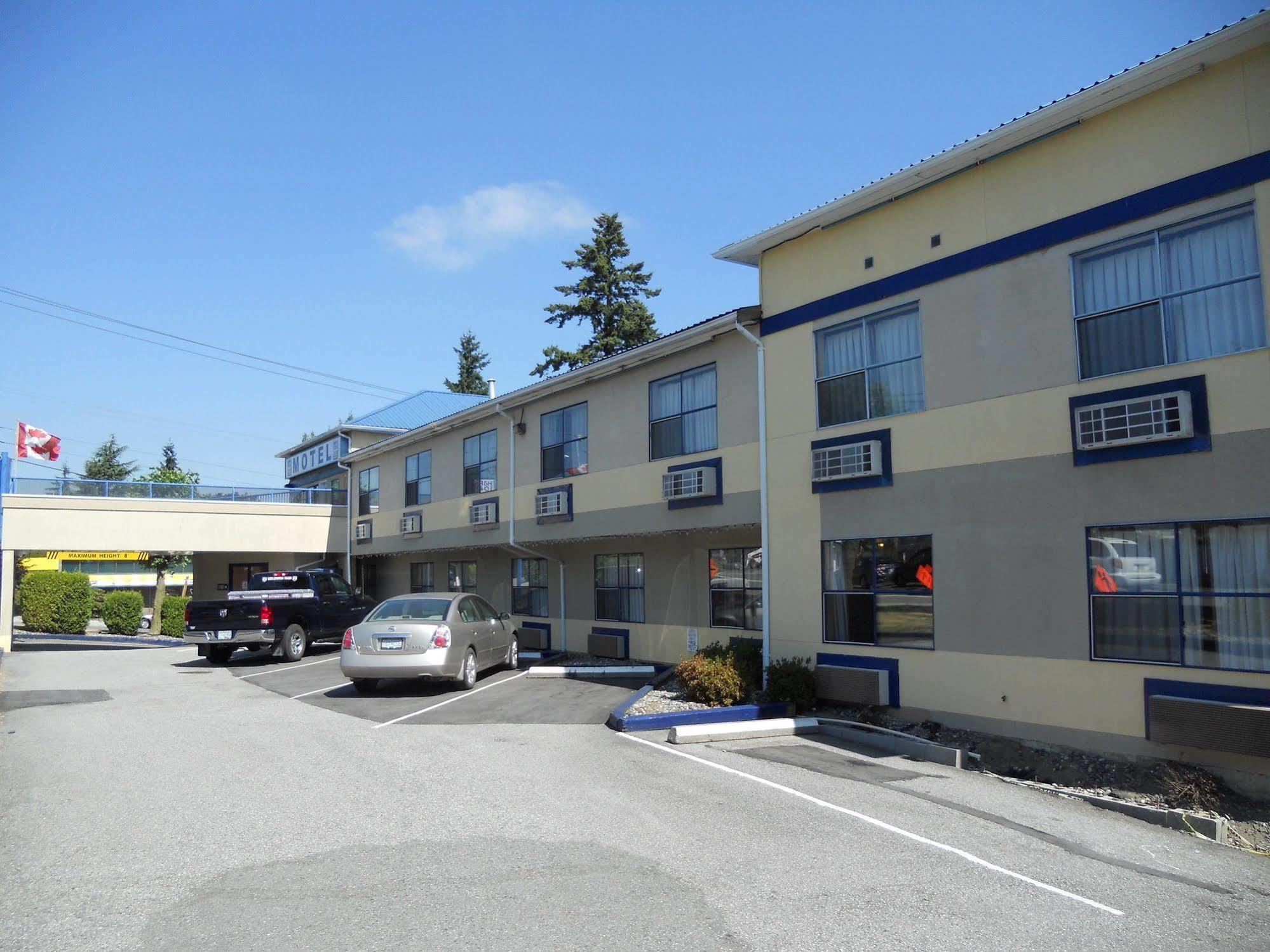 Happy Day Inn Burnaby Eksteriør billede